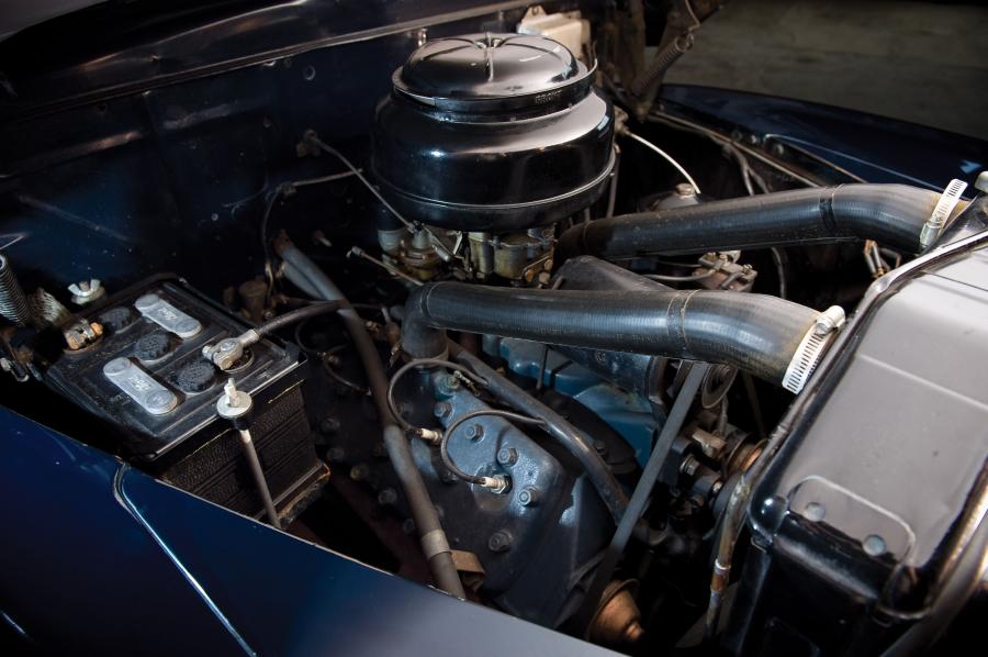  Ford V8 Super Deluxe Station Wagon 1948 года  (фото 27 из 62)